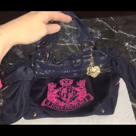 Juicy Couture Handbags - Juicy couture purse